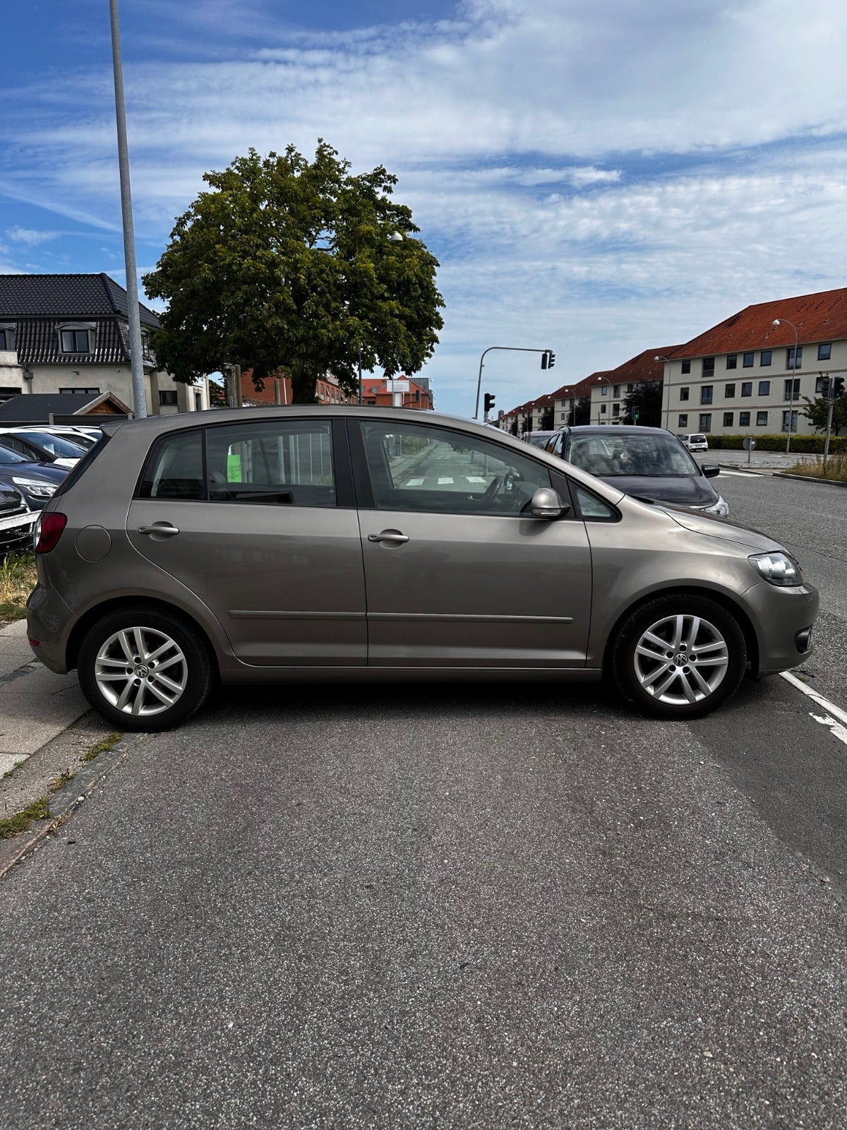 Hvid VW Golf Plus fra 2012