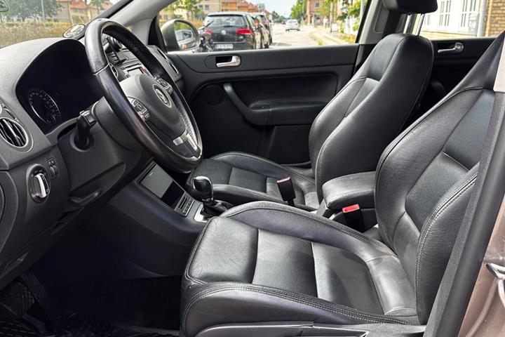 Hvid VW Golf Plus fra 2012