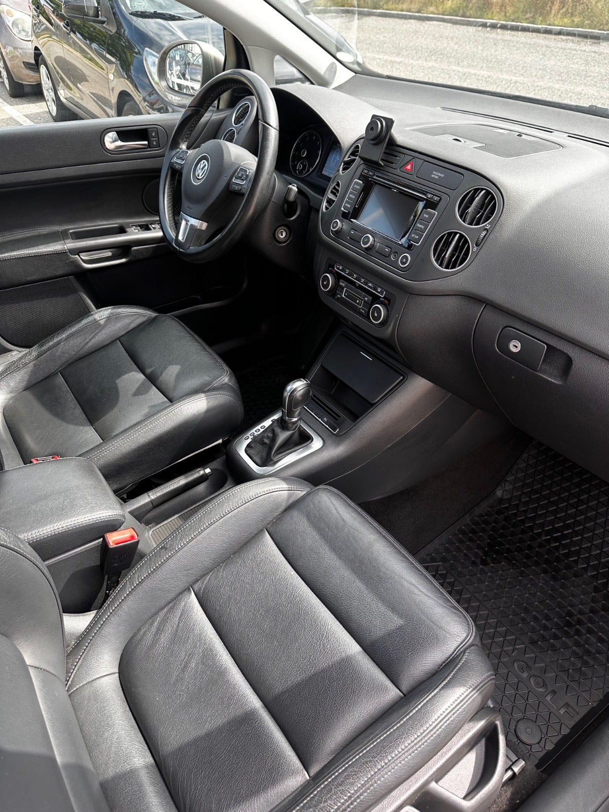 Hvid VW Golf Plus fra 2012