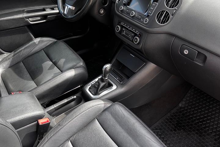 Hvid VW Golf Plus fra 2012
