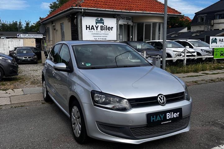 Sølv VW Polo fra 2010