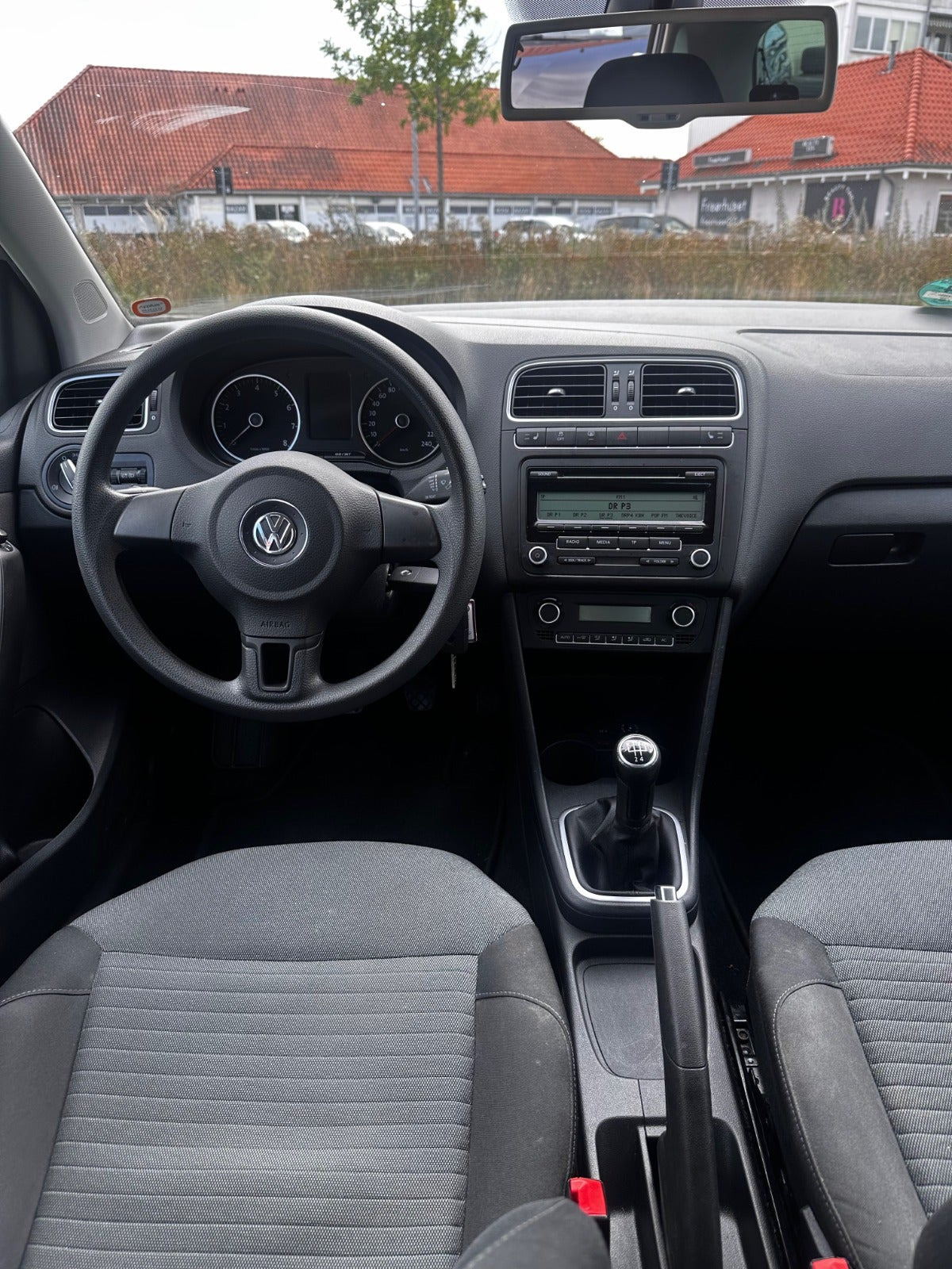 Sølv VW Polo fra 2010