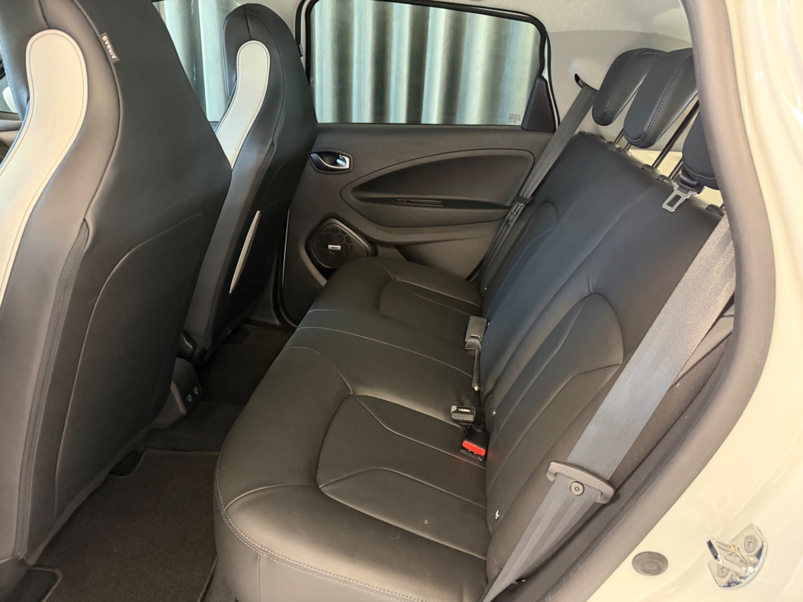 Hvid Renault Zoe fra 2020
