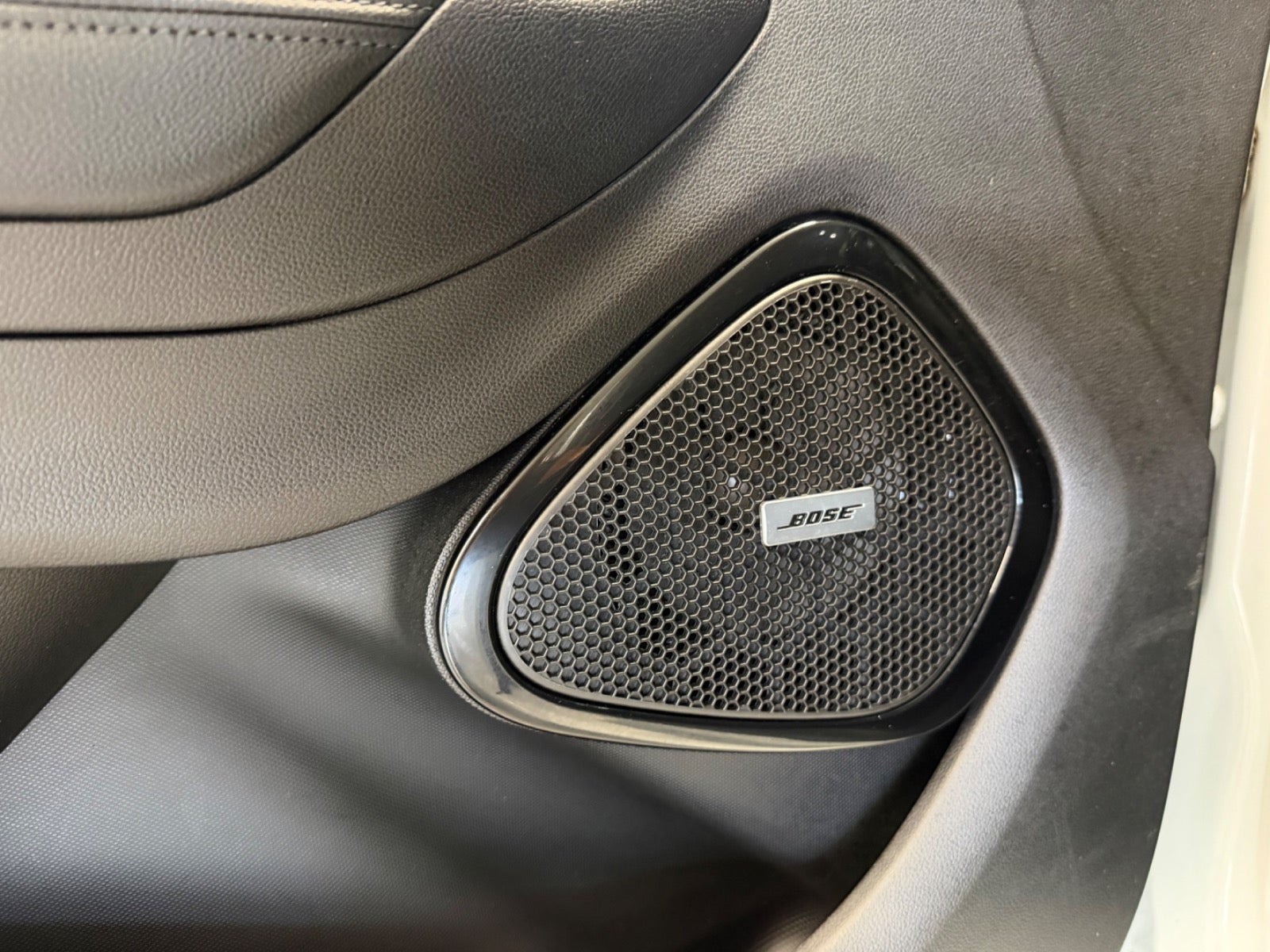 Hvid Renault Zoe fra 2020