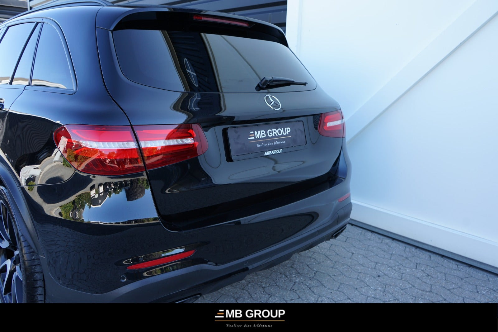 Sort Mercedes GLC43 fra 2017