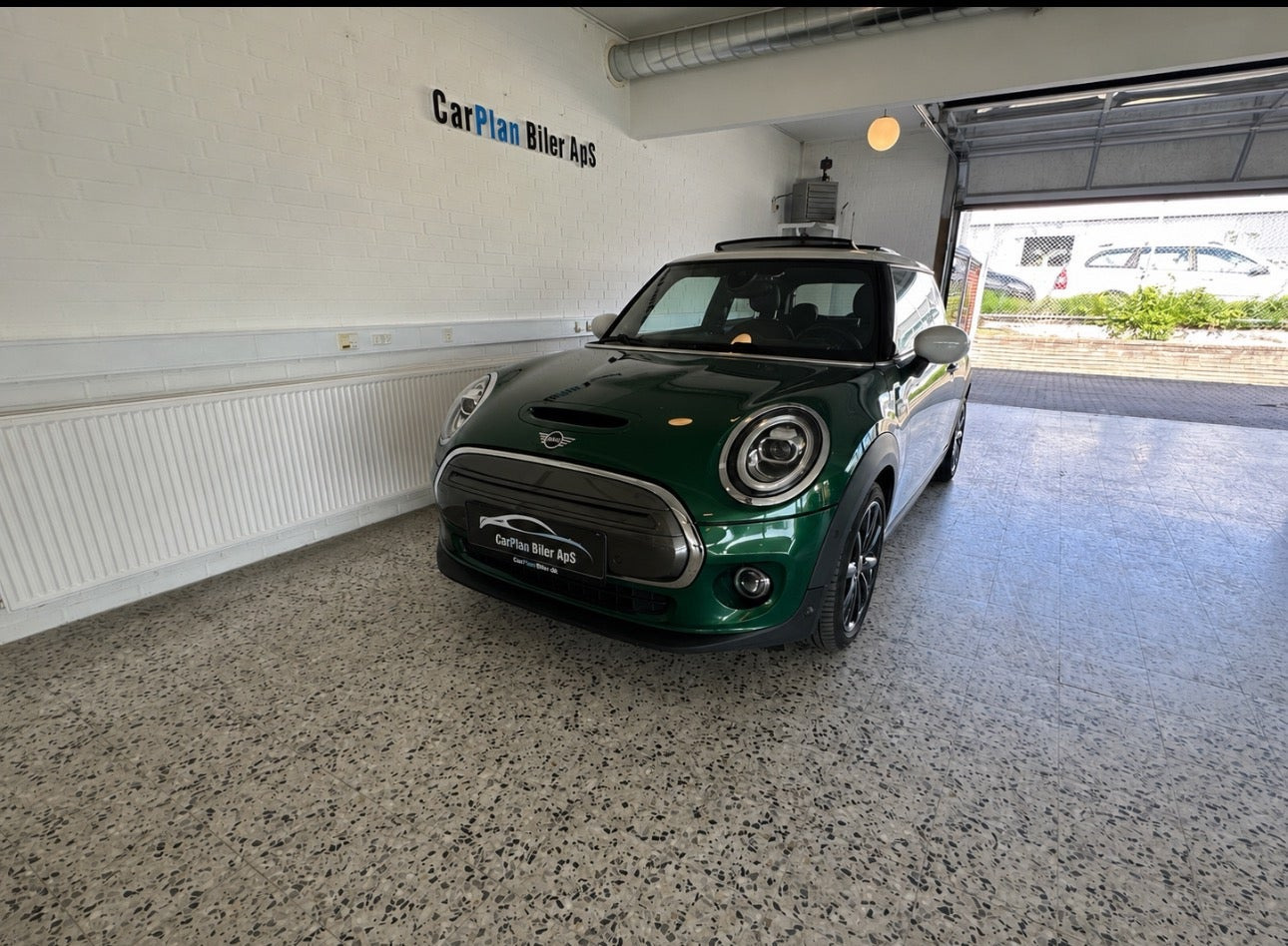 Mini Cooper SE Essential