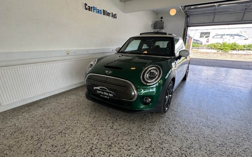 Mini Cooper SE Essential