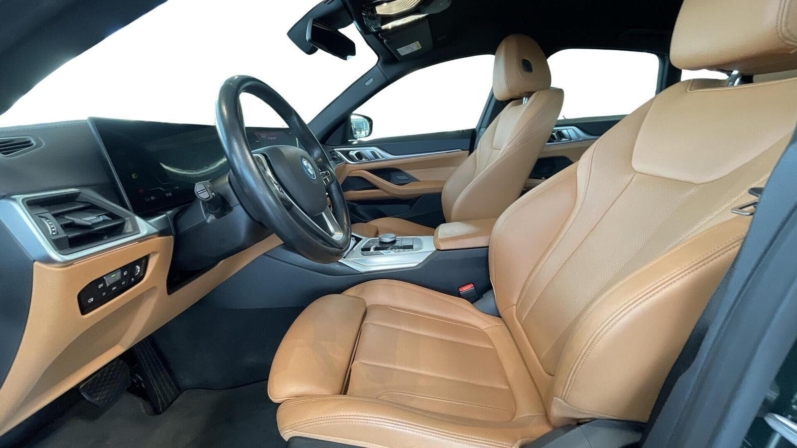 Grøn BMW i4 fra 2023