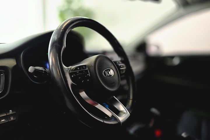 Brun Kia Rio fra 2017
