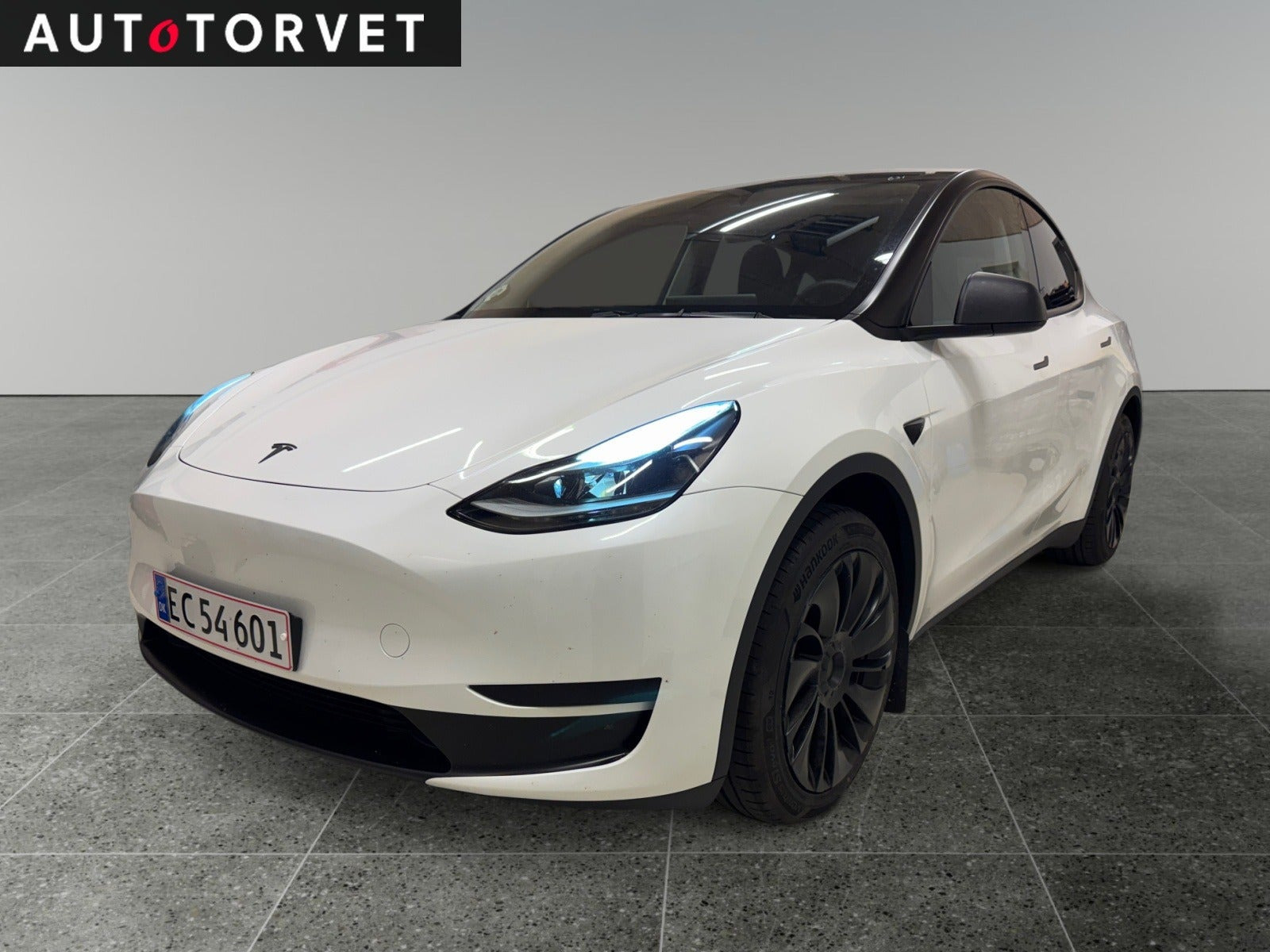 Tesla Model Y RWD