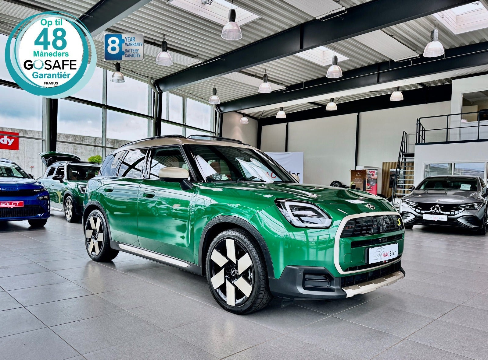 Grøn Mini Countryman SE fra 2024