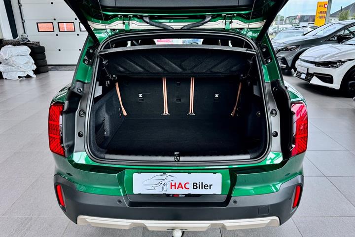 Grøn Mini Countryman SE fra 2024