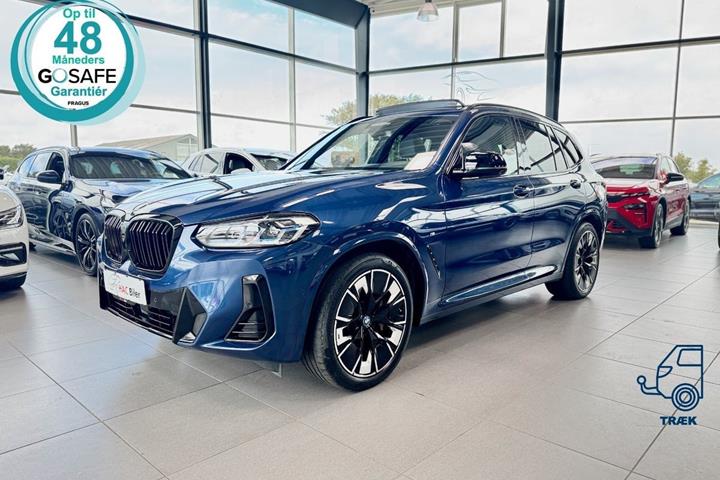 Blå BMW iX3 fra 2023