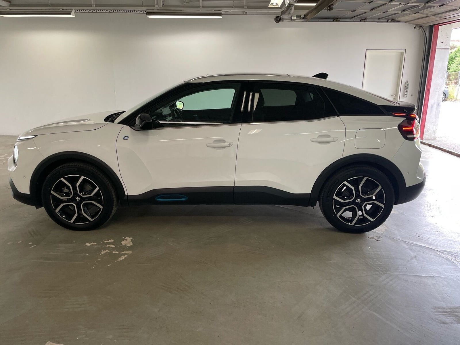 Hvid Citroën ë-C4 fra 2023
