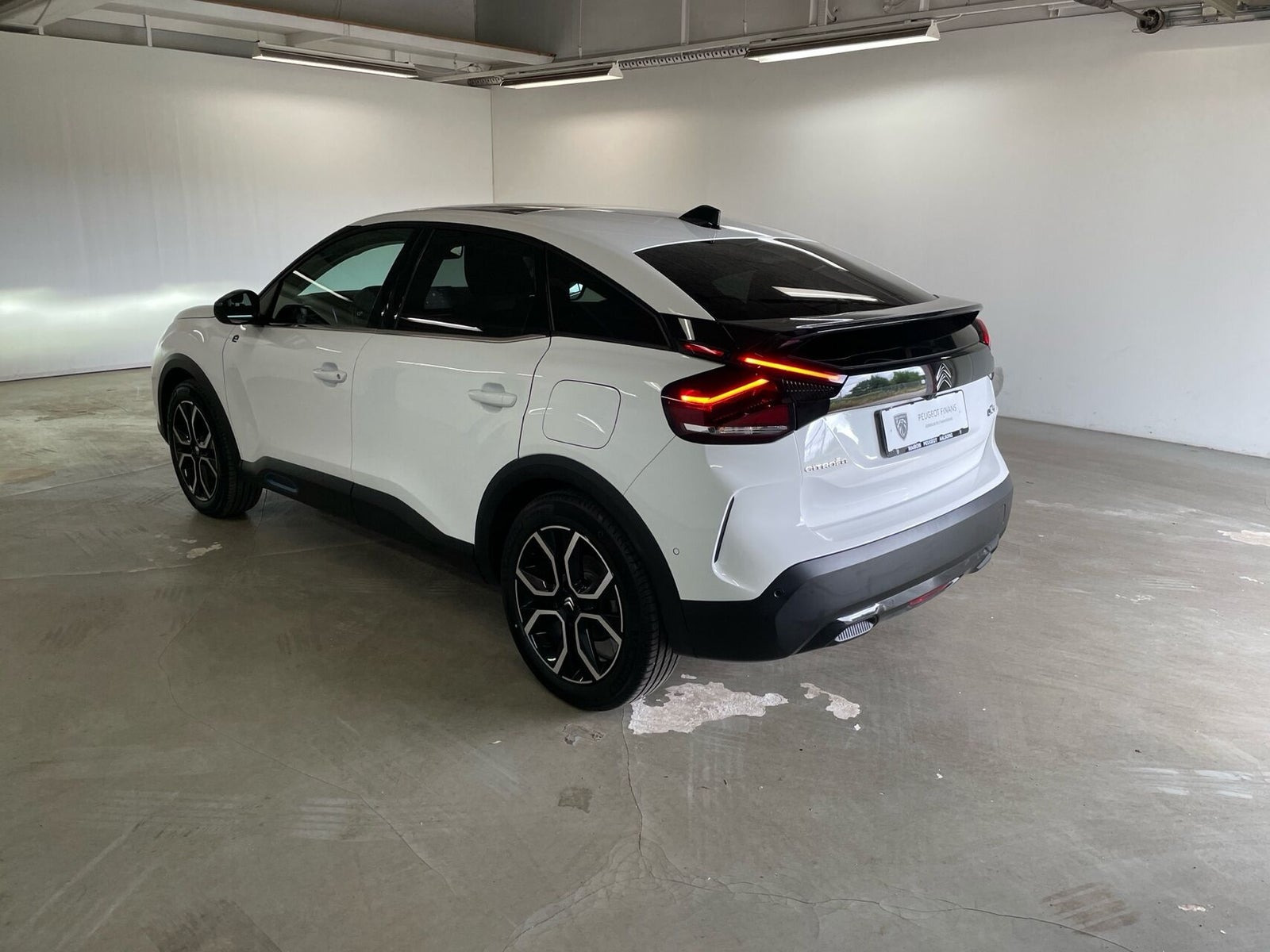 Hvid Citroën ë-C4 fra 2023