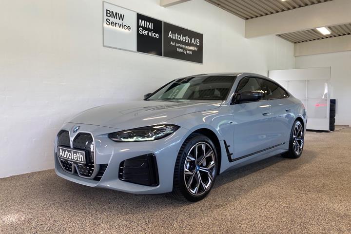 Grå BMW i4 fra 2022