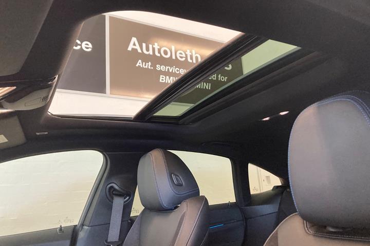 Grå BMW i4 fra 2022