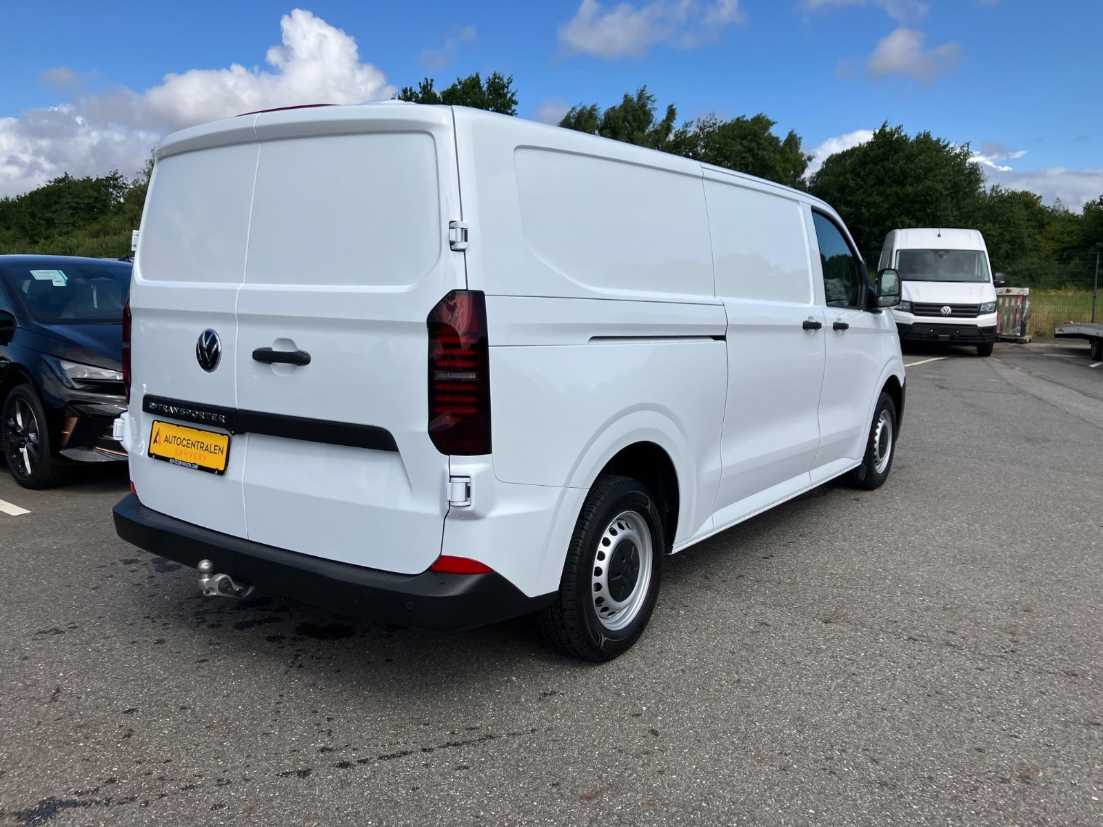 Hvid VW e-Transporter fra 2025