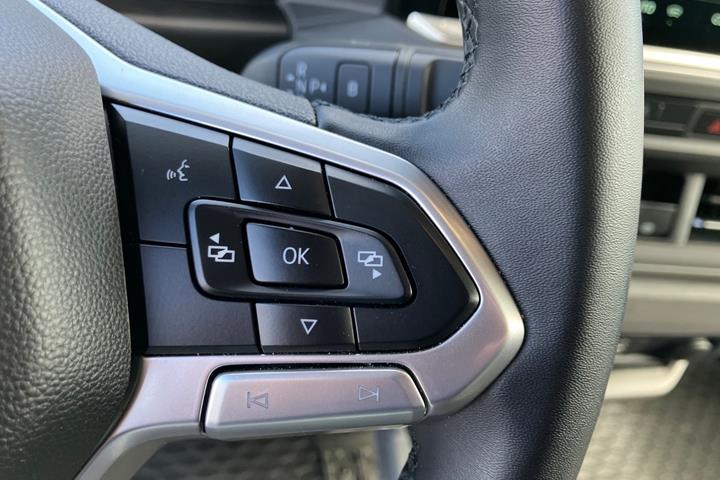 Hvid VW e-Transporter fra 2025
