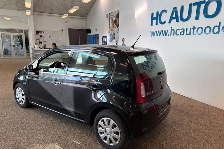 Sort Skoda Citigo fra 2016