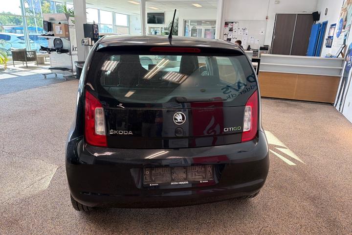Sort Skoda Citigo fra 2016