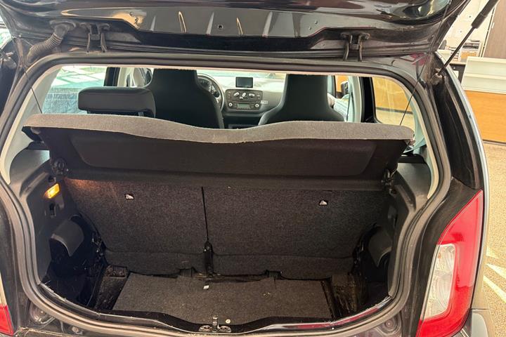 Sort Skoda Citigo fra 2016