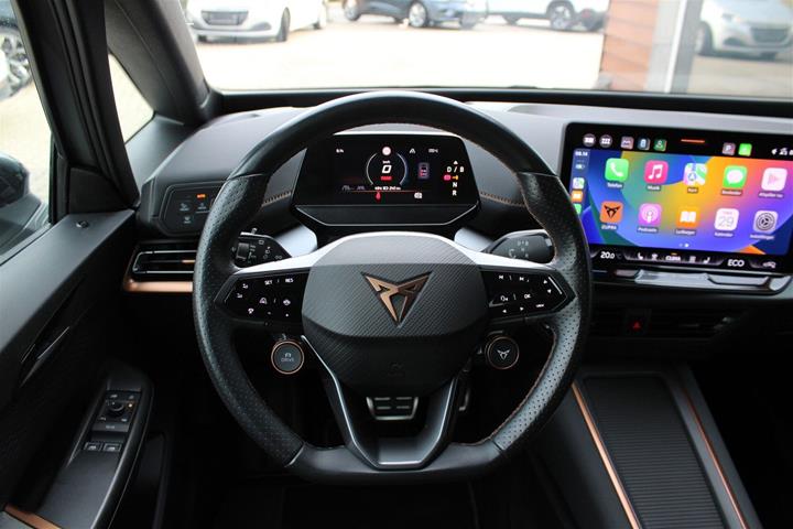 Grå Cupra Born fra 2025