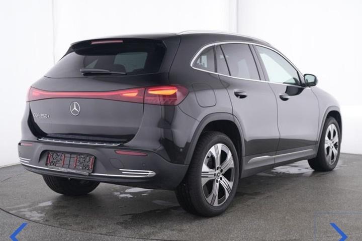 Sort Mercedes EQA250+ fra 2026