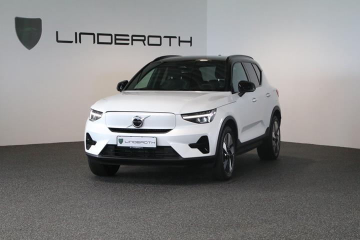 Hvid Volvo XC40 fra 2024