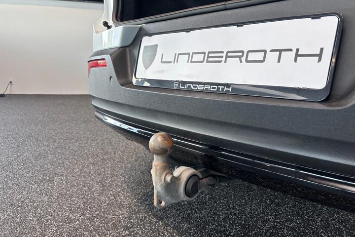 Hvid Volvo XC40 fra 2024