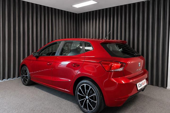 Rød Seat Ibiza fra 2018