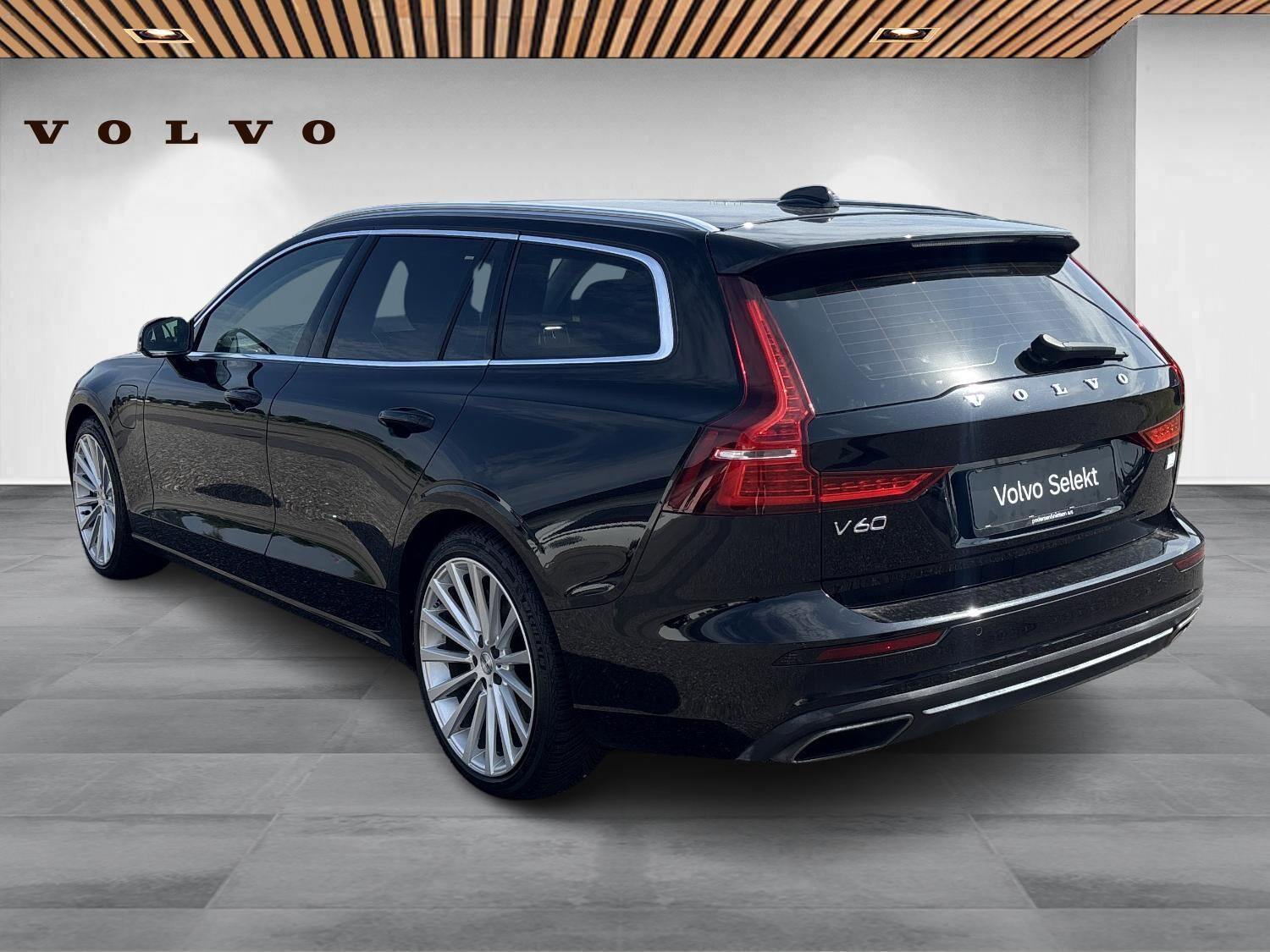 Sort Volvo V60 fra 2021
