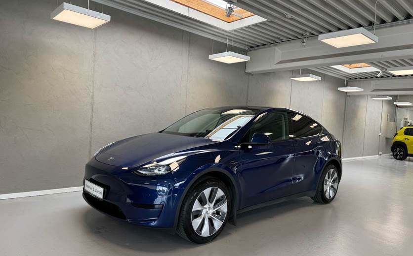 Tesla Model Y EL RWD 299HK 5d Aut.