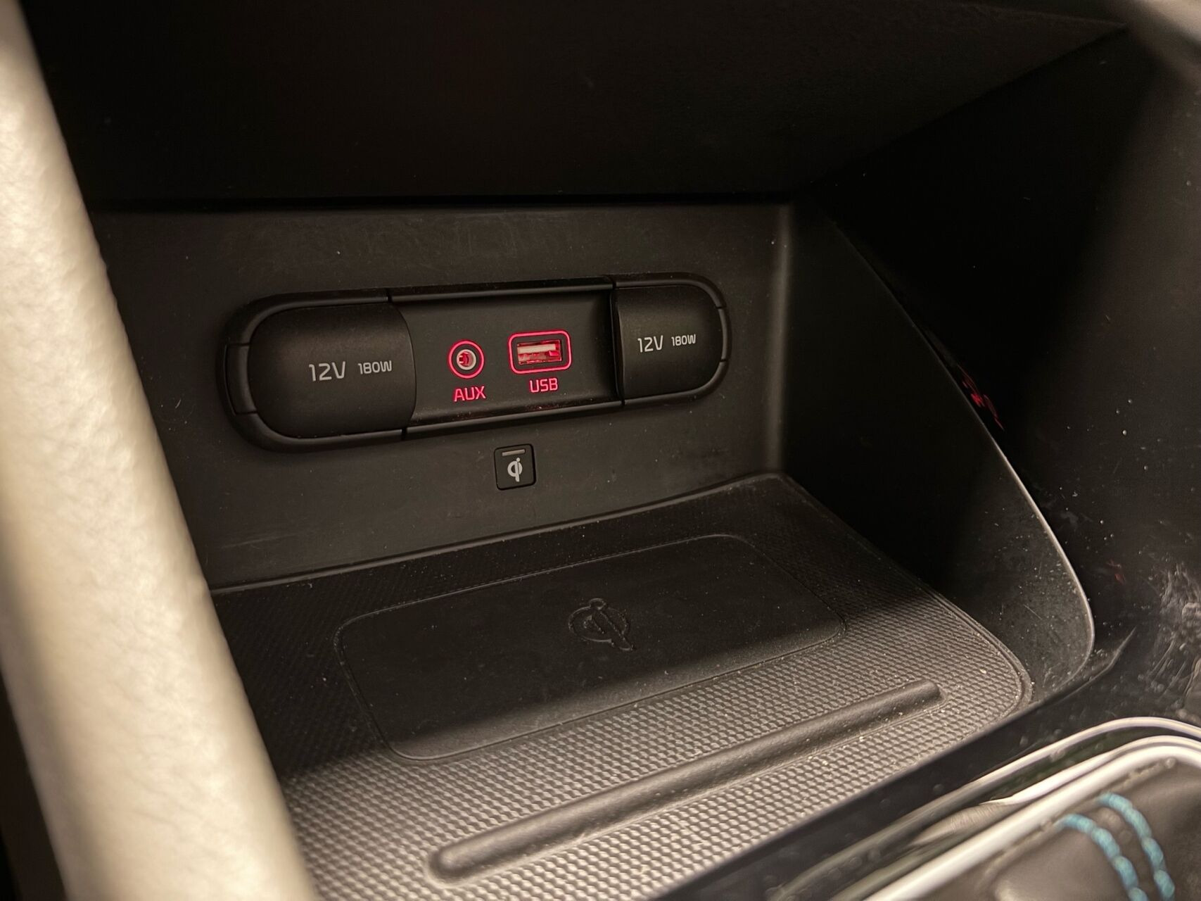 Sort Kia Niro fra 2018