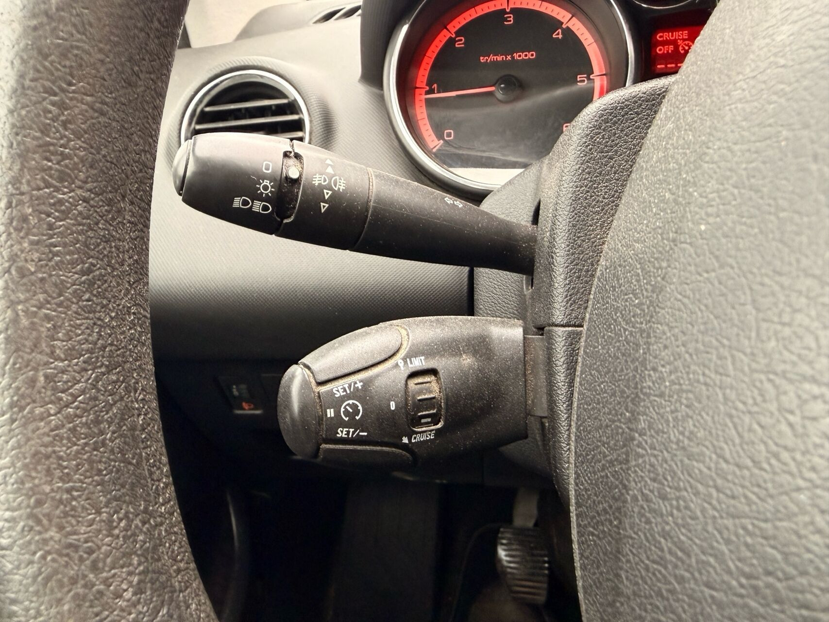 Sort Peugeot 308 fra 2011
