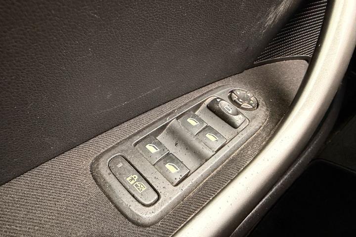 Sort Peugeot 308 fra 2011