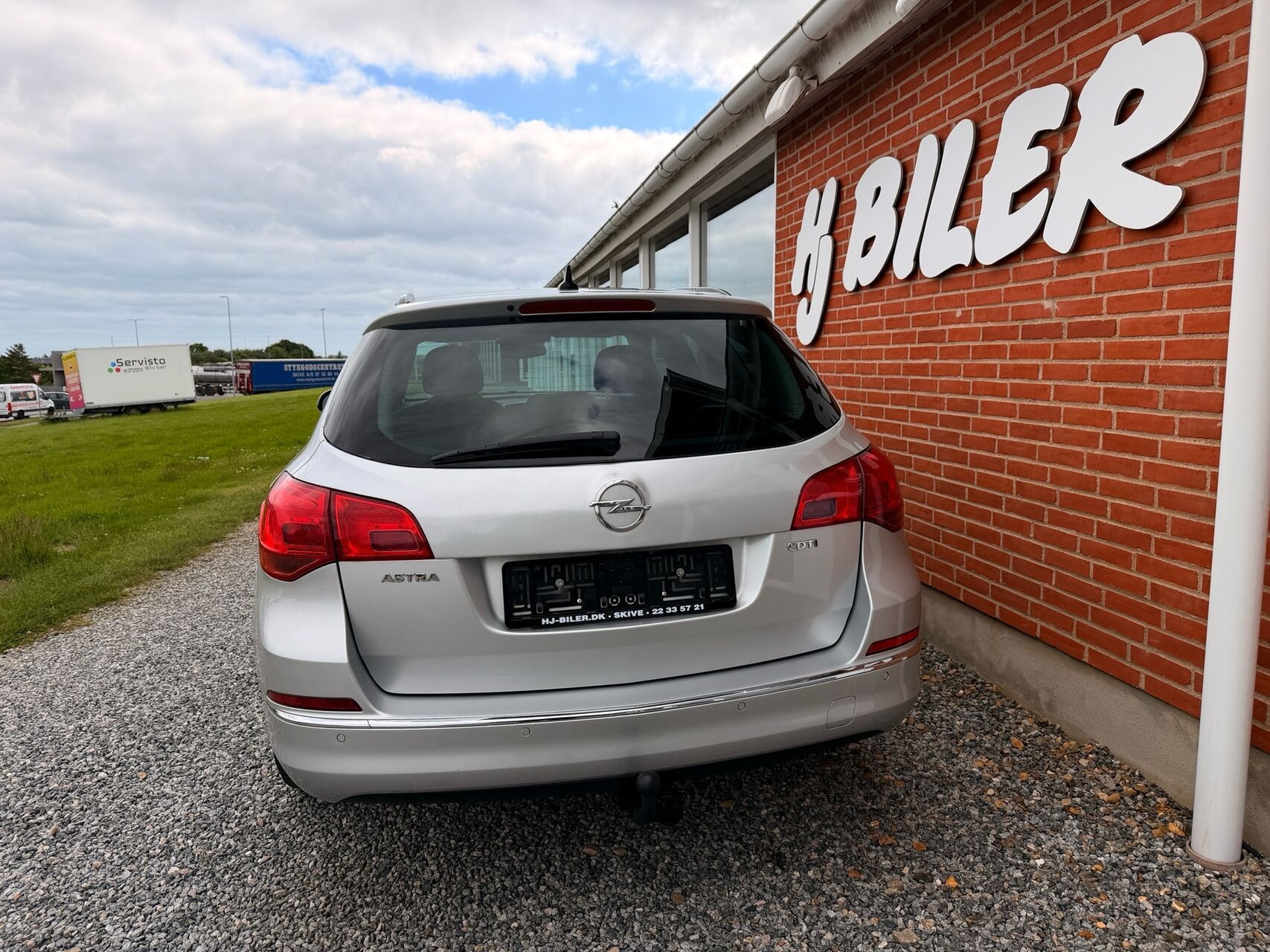 Sølv Opel Astra fra 2015