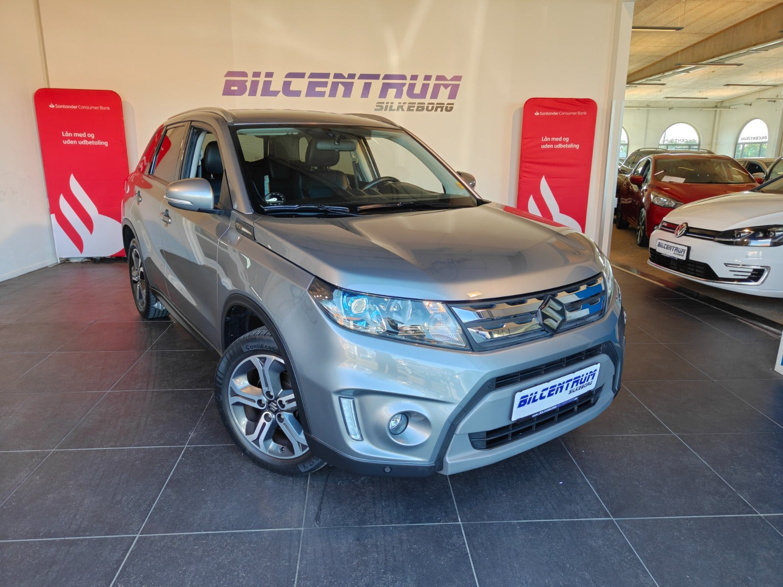 Grå Suzuki Vitara fra 2015