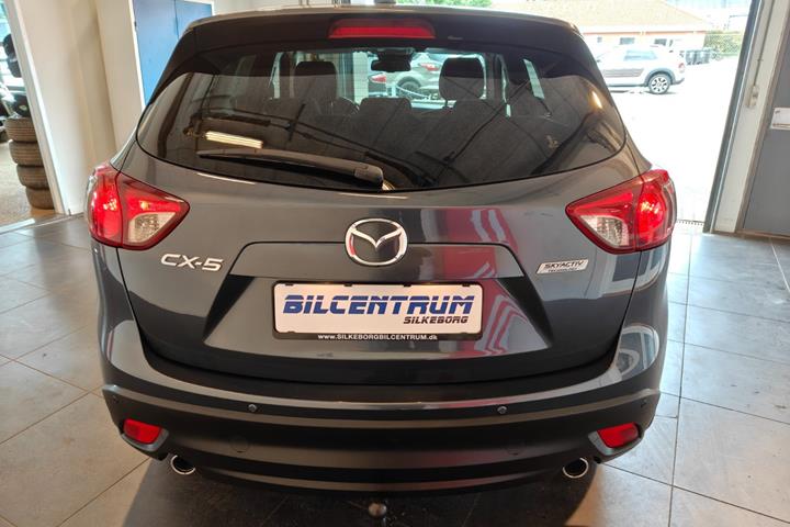 Blå Mazda CX-5 fra 2012