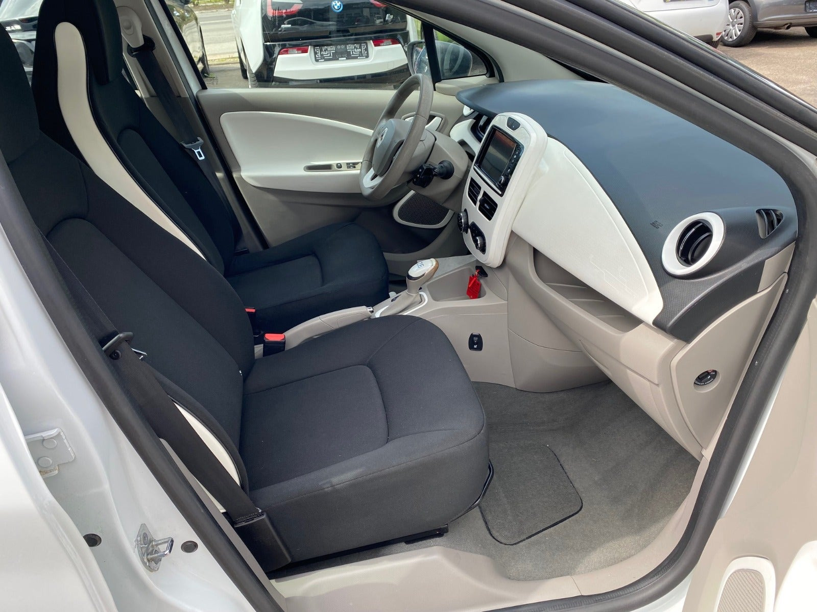 Hvid Renault Zoe fra 2019