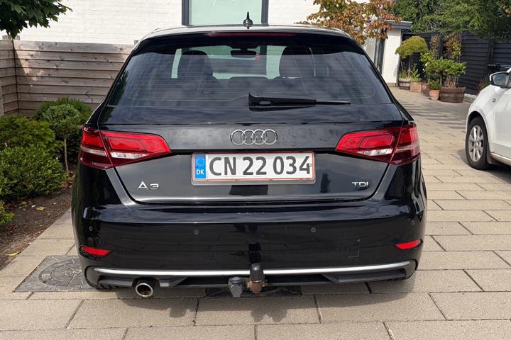 Sort Audi A3 fra 2017