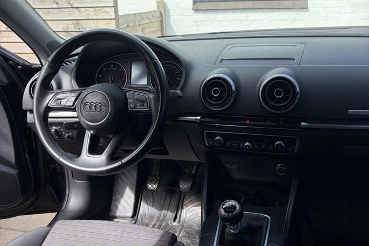 Sort Audi A3 fra 2017