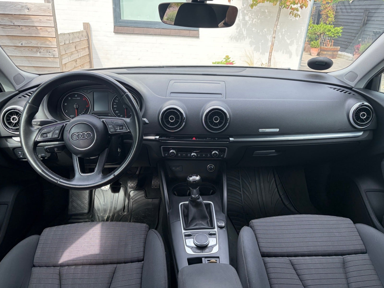 Sort Audi A3 fra 2017