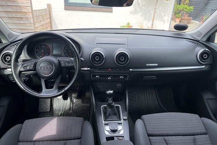 Sort Audi A3 fra 2017