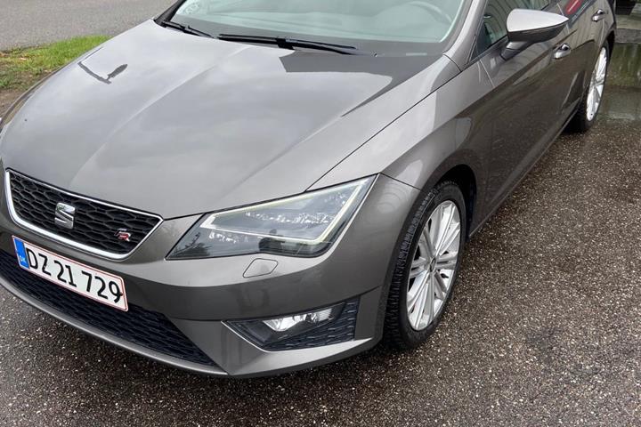 Grå Seat Leon fra 2015