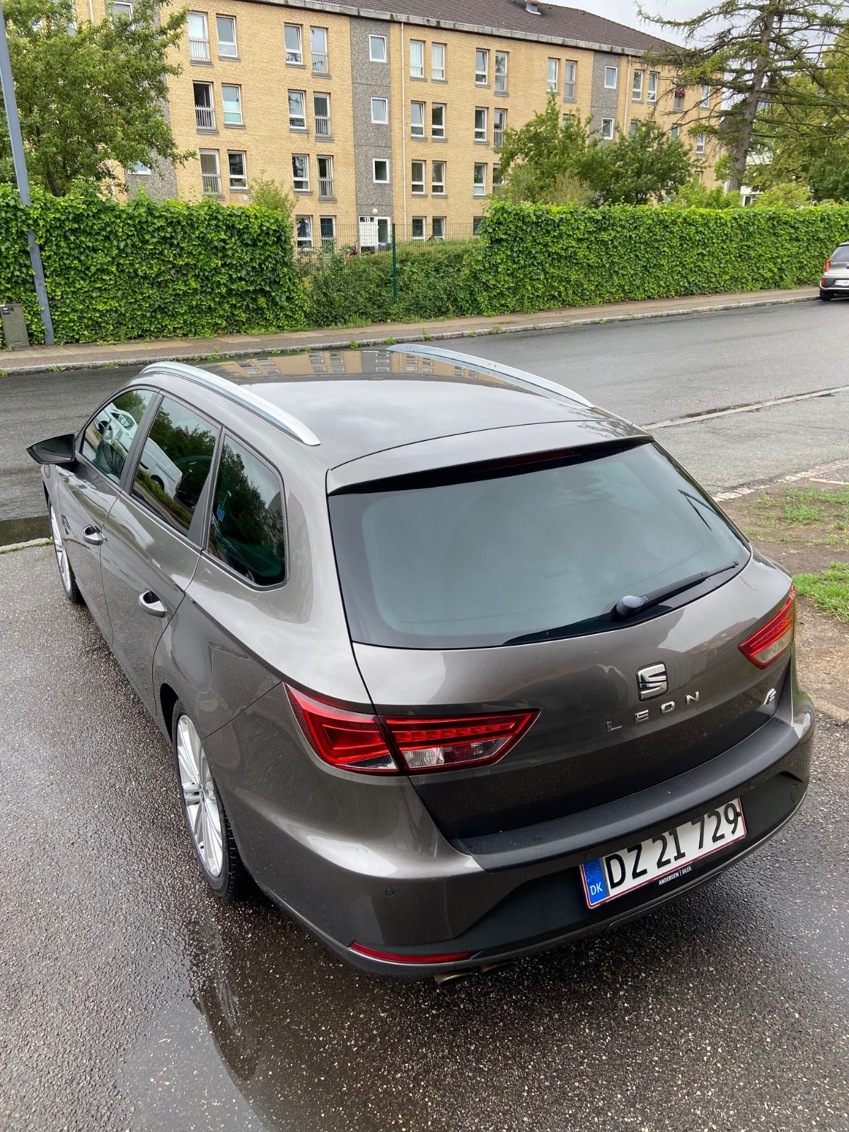 Grå Seat Leon fra 2015