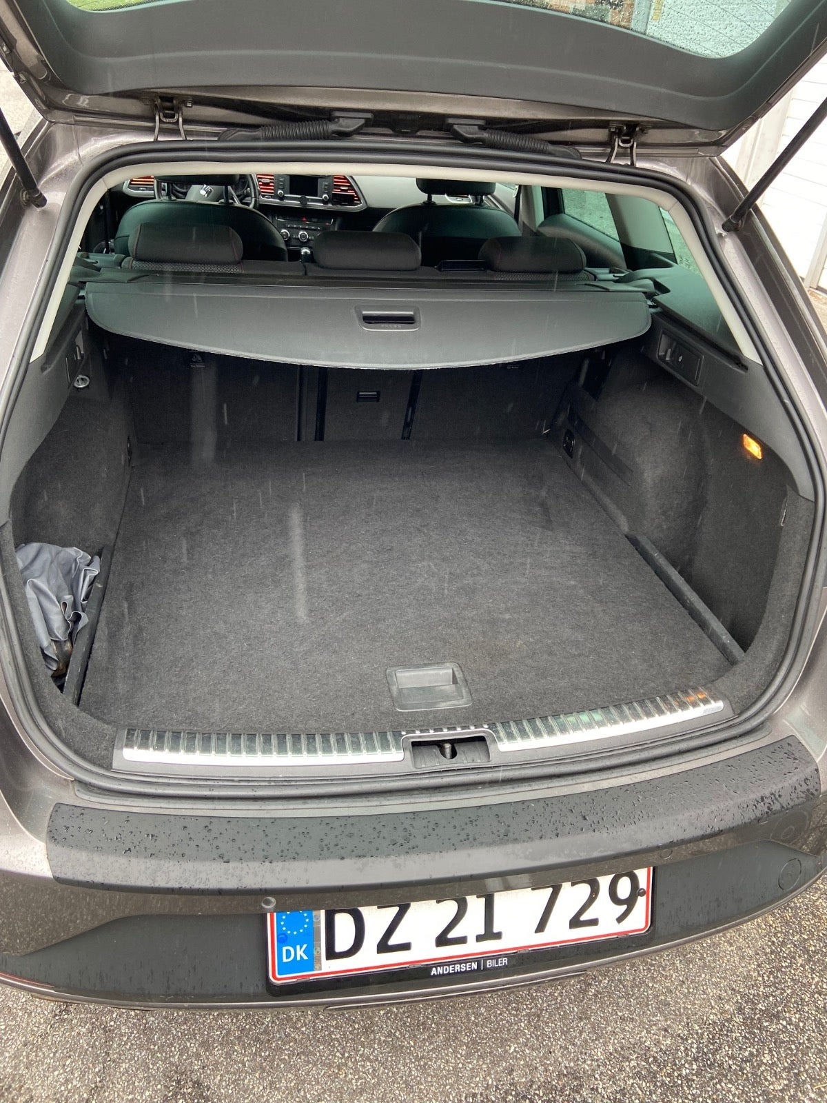 Grå Seat Leon fra 2015