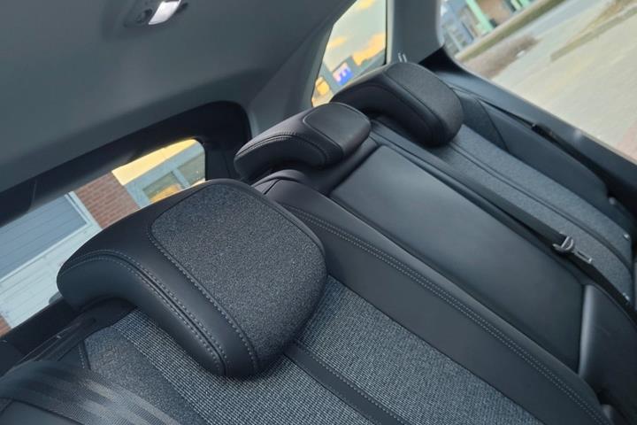 Sølv Peugeot 3008 fra 2019