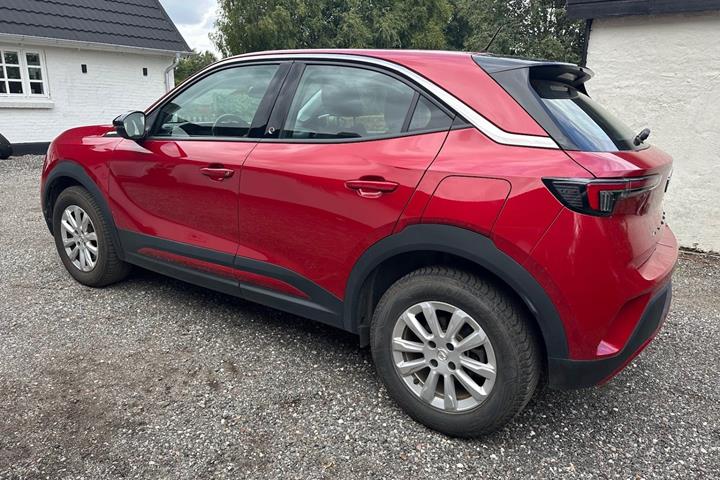 Rød Opel Mokka-e fra 2021