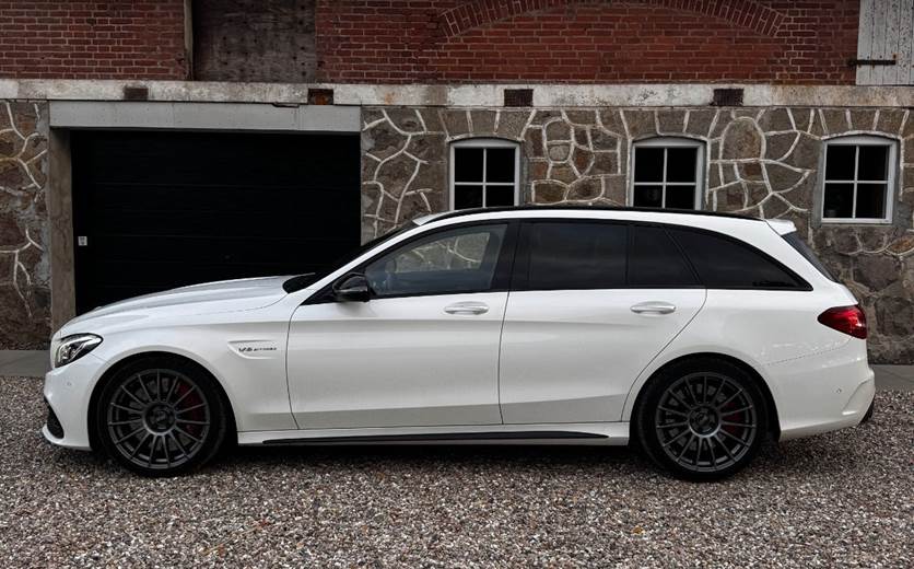 Mercedes C63 4,0 AMG S stc. aut.